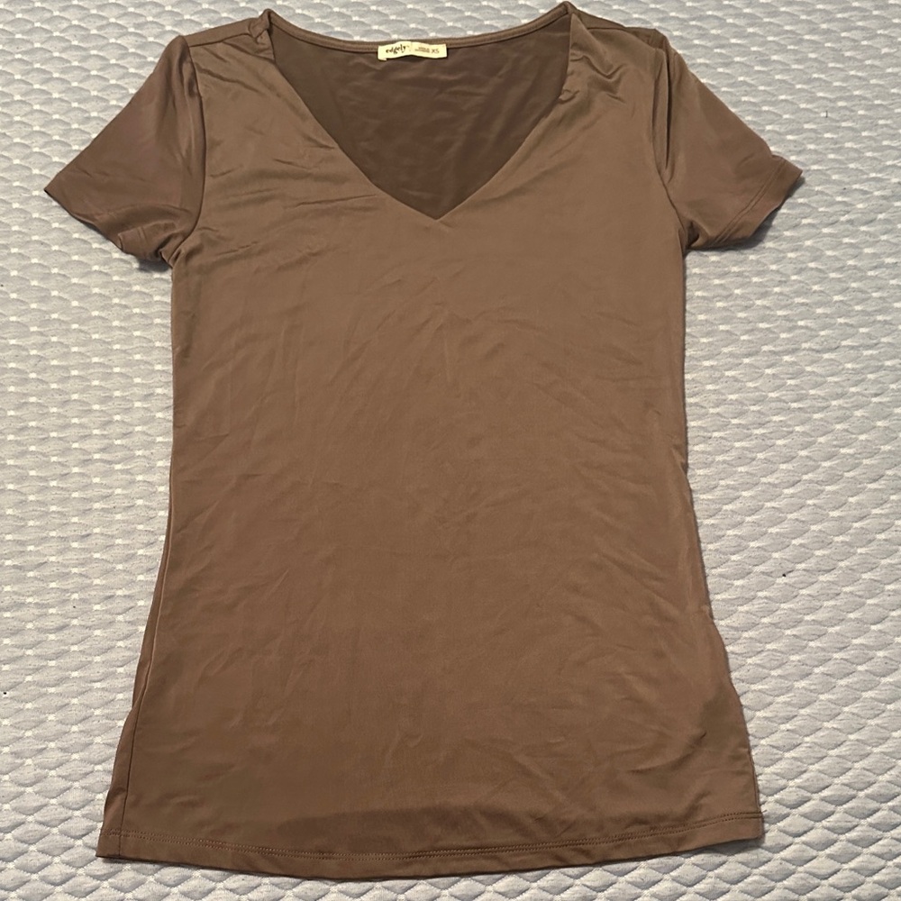 Banana Republic Chocolate V-Neck Tee